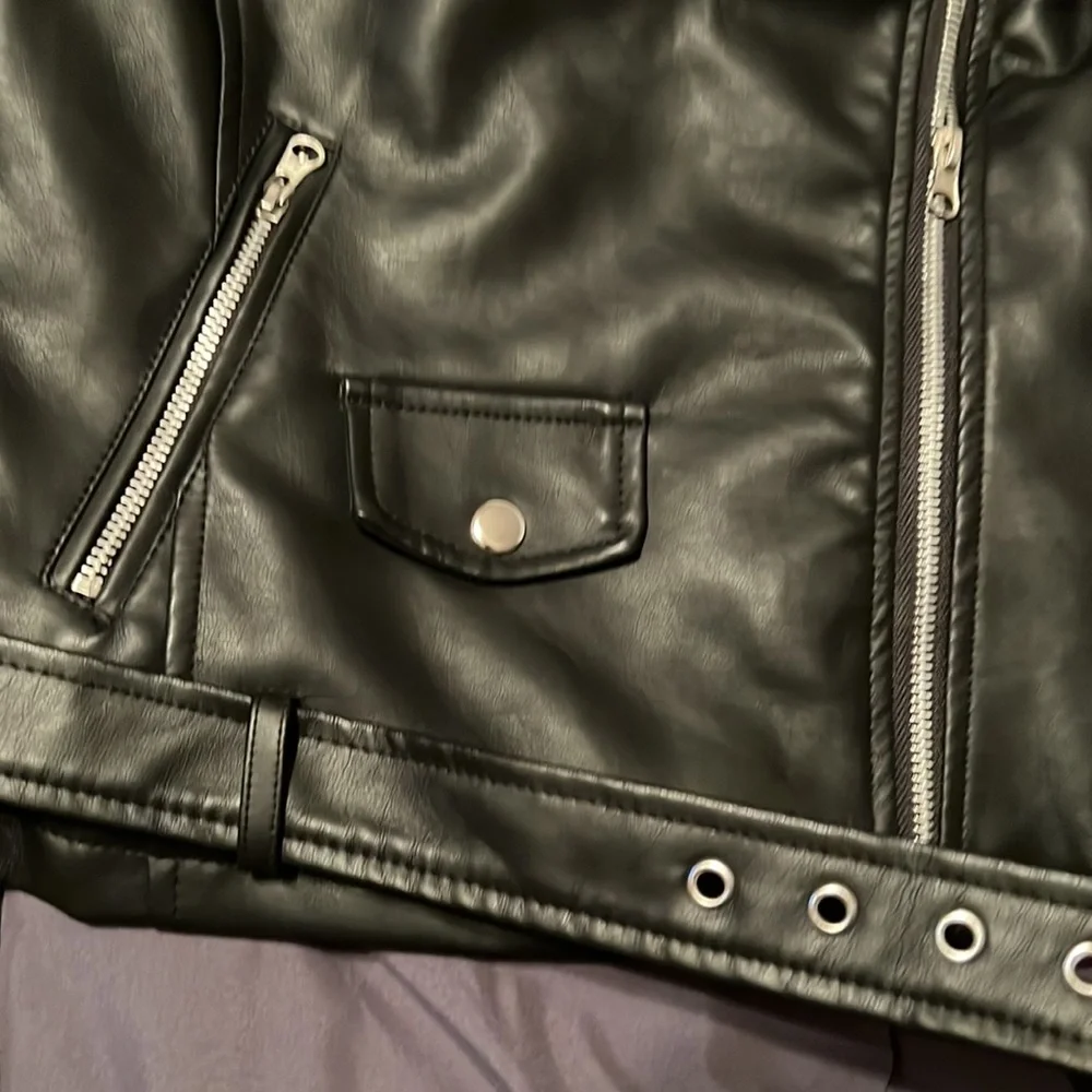 basic leather jacket - Picture 2 of 3